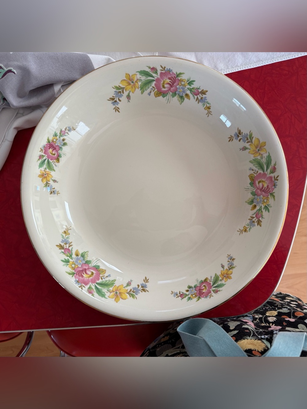 “Vintage Homer Laughlin 14” Spring Wreath Serving Bowl Basin Kitchen Kraft”